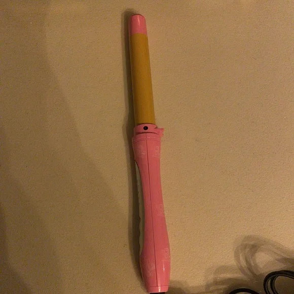 Chi x Barbie Curl Wand 1β 60th Anniversary Barbie Curling iron Dreamhouse NEW - Picture 13 of 16